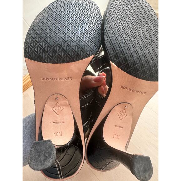 Donald Pliner black buckled retro ERICA slide sandal  size 10 - Picture 4 of 15